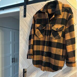 Cozy Brown Plaid Jacket – Fall/Winter Layer